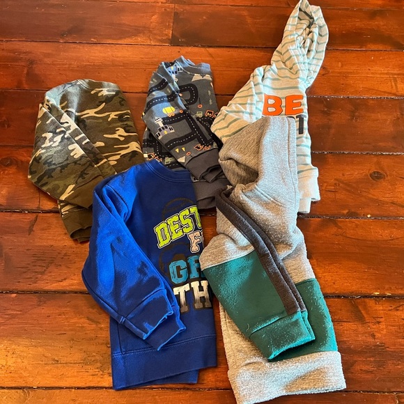 2T Clothes Lot - Picture 2 of 5